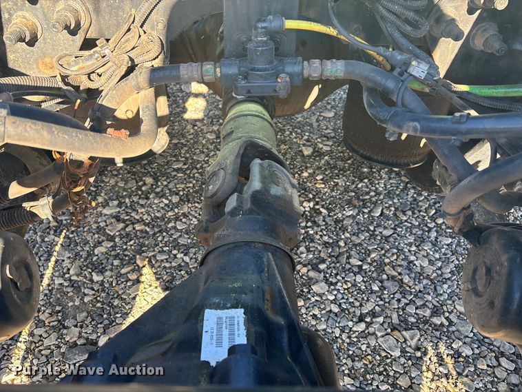 image for item DW7371 2022 International LT625 semi truck