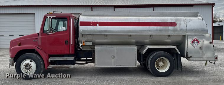 image for item EA2205 2002 Freightliner FL70 fuel truck
