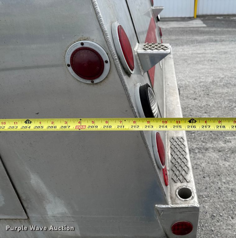 image for item EA2205 2002 Freightliner FL70 fuel truck