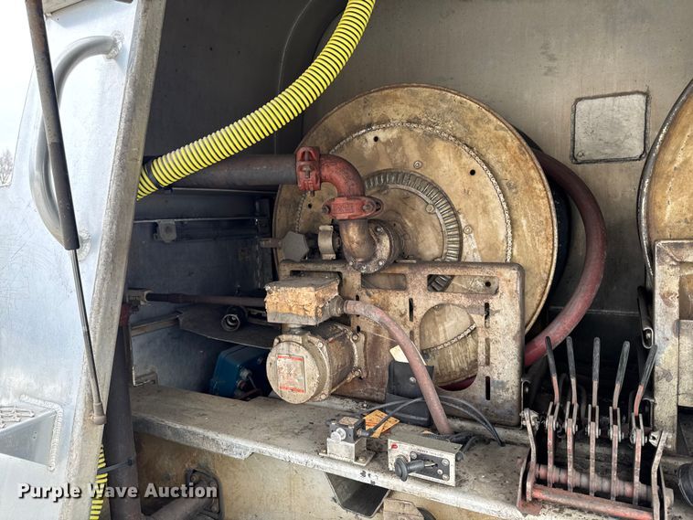 image for item EA2205 2002 Freightliner FL70 fuel truck