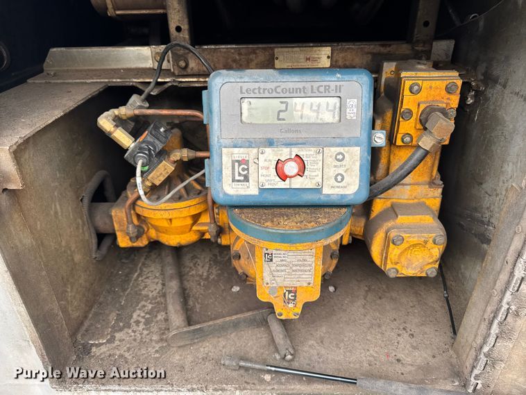 image for item EA2205 2002 Freightliner FL70 fuel truck