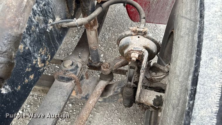 image for item EA2205 2002 Freightliner FL70 fuel truck