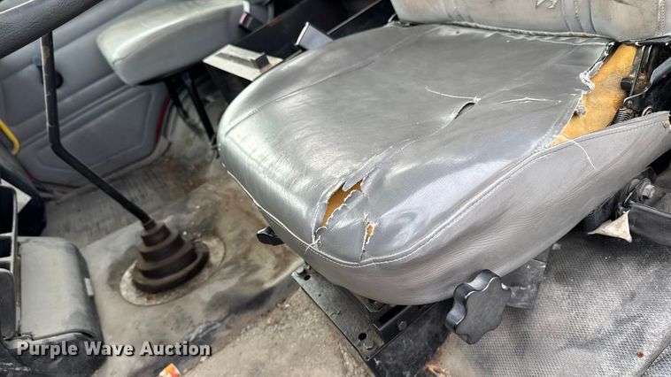 image for item EA2205 2002 Freightliner FL70 fuel truck