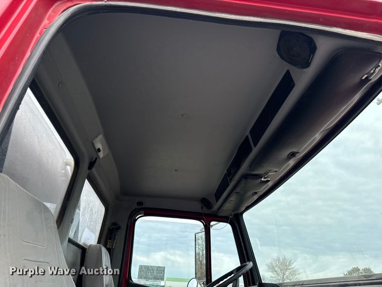 image for item EA2205 2002 Freightliner FL70 fuel truck