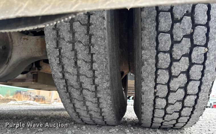 image for item EA2205 2002 Freightliner FL70 fuel truck