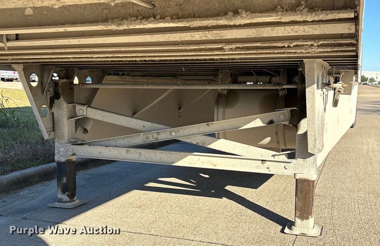 image for item EA7131 2016 Utility VS2RA refrigerated van trailer