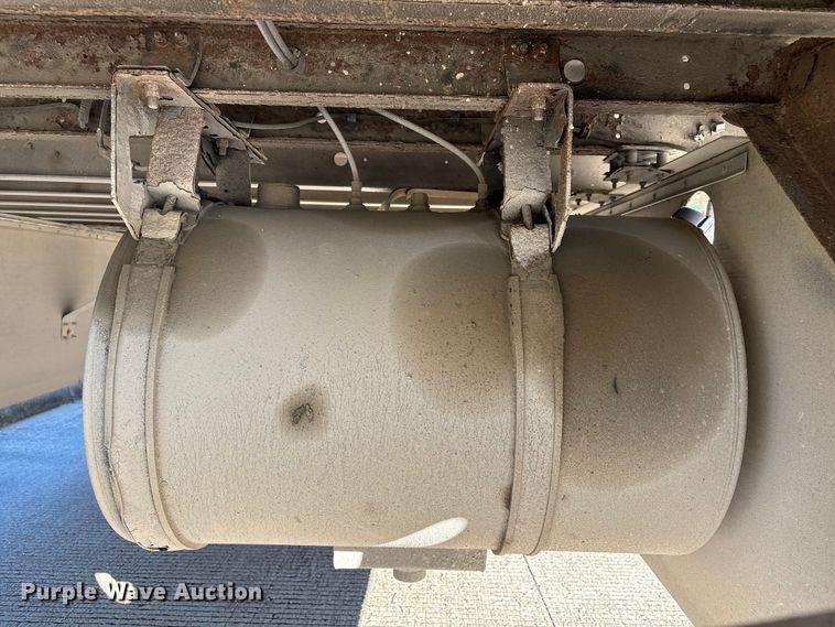 image for item EA7131 2016 Utility VS2RA refrigerated van trailer