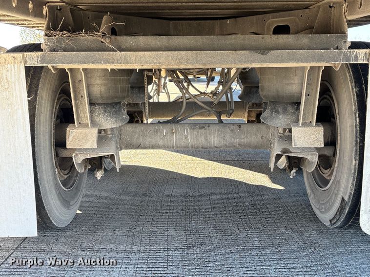 image for item EA7131 2016 Utility VS2RA refrigerated van trailer