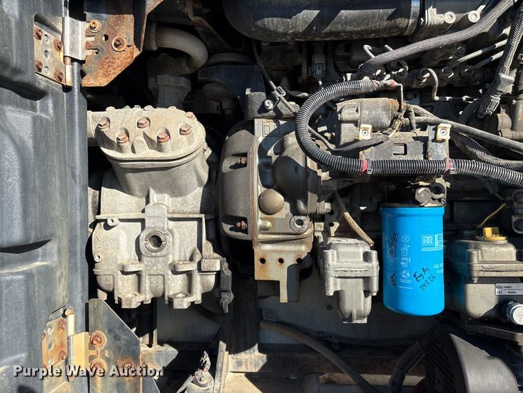 image for item EA7131 2016 Utility VS2RA refrigerated van trailer