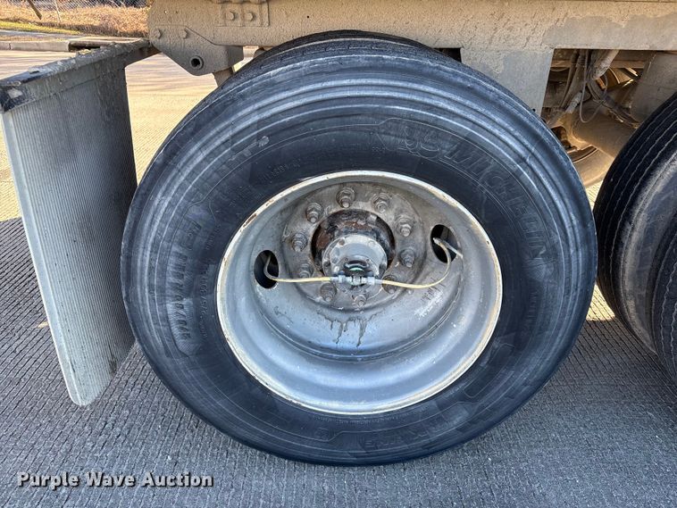 image for item EA7131 2016 Utility VS2RA refrigerated van trailer