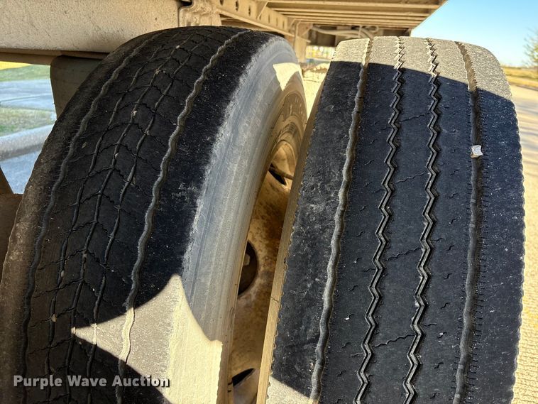 image for item EA7131 2016 Utility VS2RA refrigerated van trailer