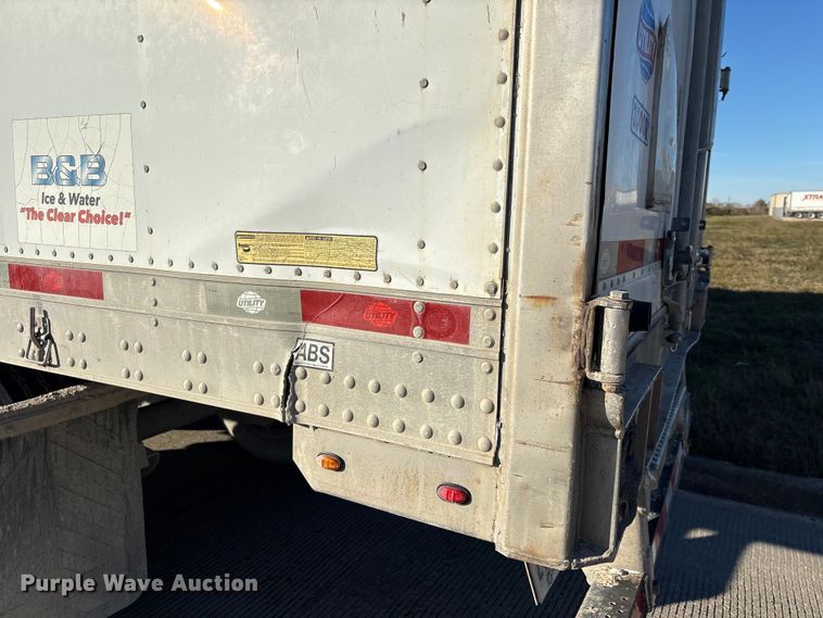 image for item EA7132 2016 Utility VS2RA refrigerated van trailer
