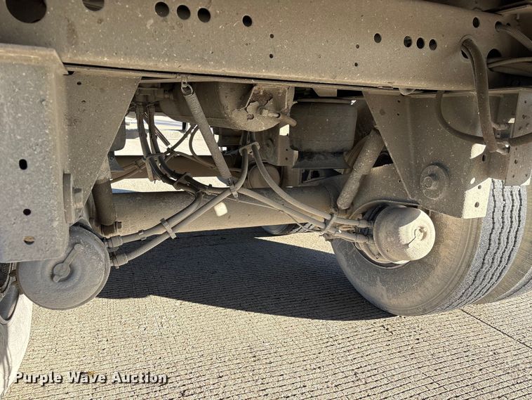 image for item EA7132 2016 Utility VS2RA refrigerated van trailer