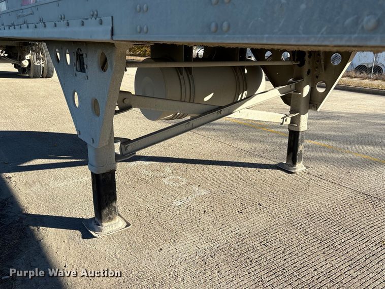 image for item EA7132 2016 Utility VS2RA refrigerated van trailer