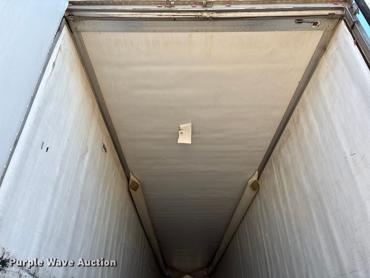 image for item EA7132 2016 Utility VS2RA refrigerated van trailer