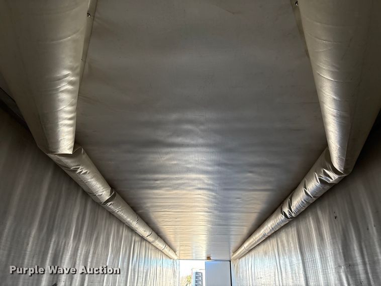 image for item EA7132 2016 Utility VS2RA refrigerated van trailer