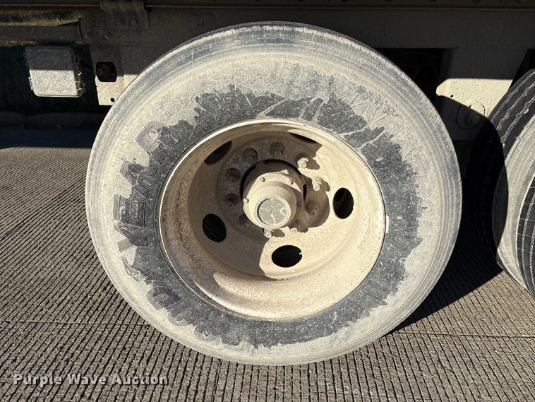 image for item EA7132 2016 Utility VS2RA refrigerated van trailer