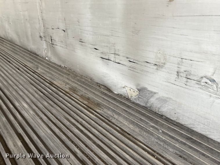 image for item EA7134 2013 Utility VS2RA refrigerated van trailer