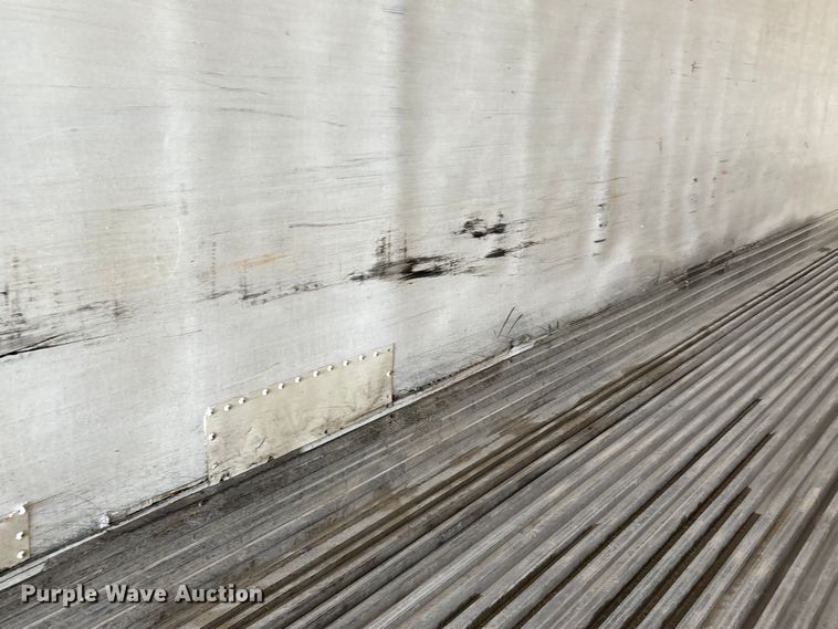 image for item EA7134 2013 Utility VS2RA refrigerated van trailer