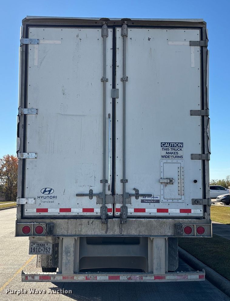 image for item EA7135 2016 Hyundai VR2530152-AS refrigerated van trailer