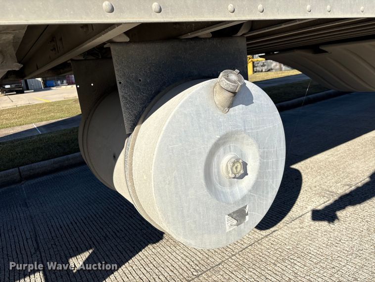 image for item EA7135 2016 Hyundai VR2530152-AS refrigerated van trailer