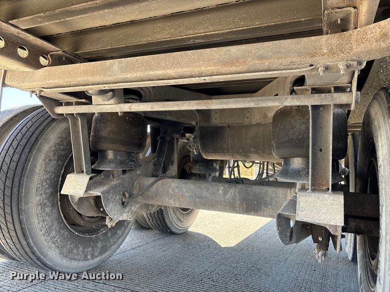 image for item EA7135 2016 Hyundai VR2530152-AS refrigerated van trailer