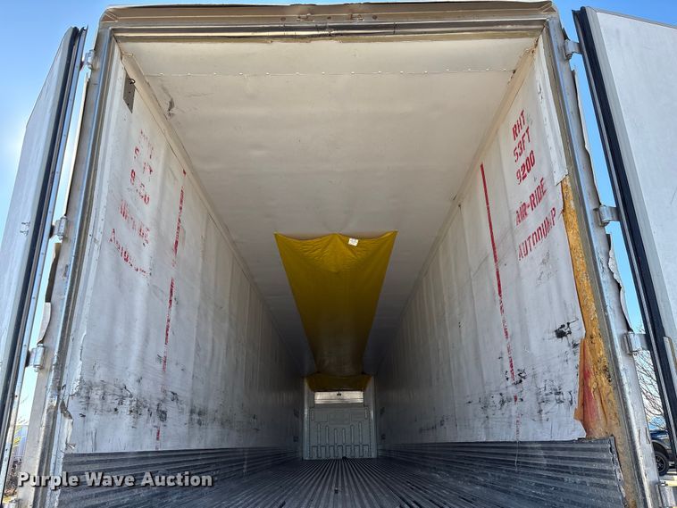 image for item EA7135 2016 Hyundai VR2530152-AS refrigerated van trailer