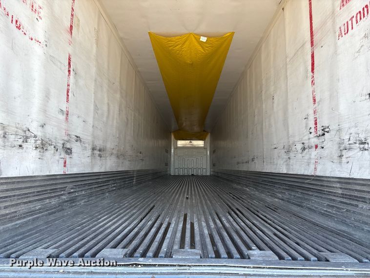 image for item EA7135 2016 Hyundai VR2530152-AS refrigerated van trailer