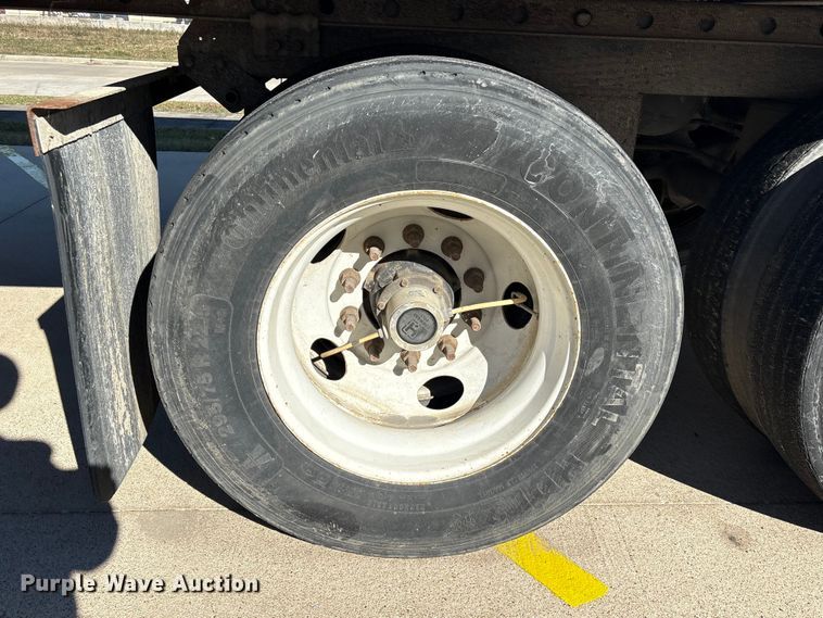 image for item EA7137 2019 Great Dane CLA-1214-01053 dry van trailer