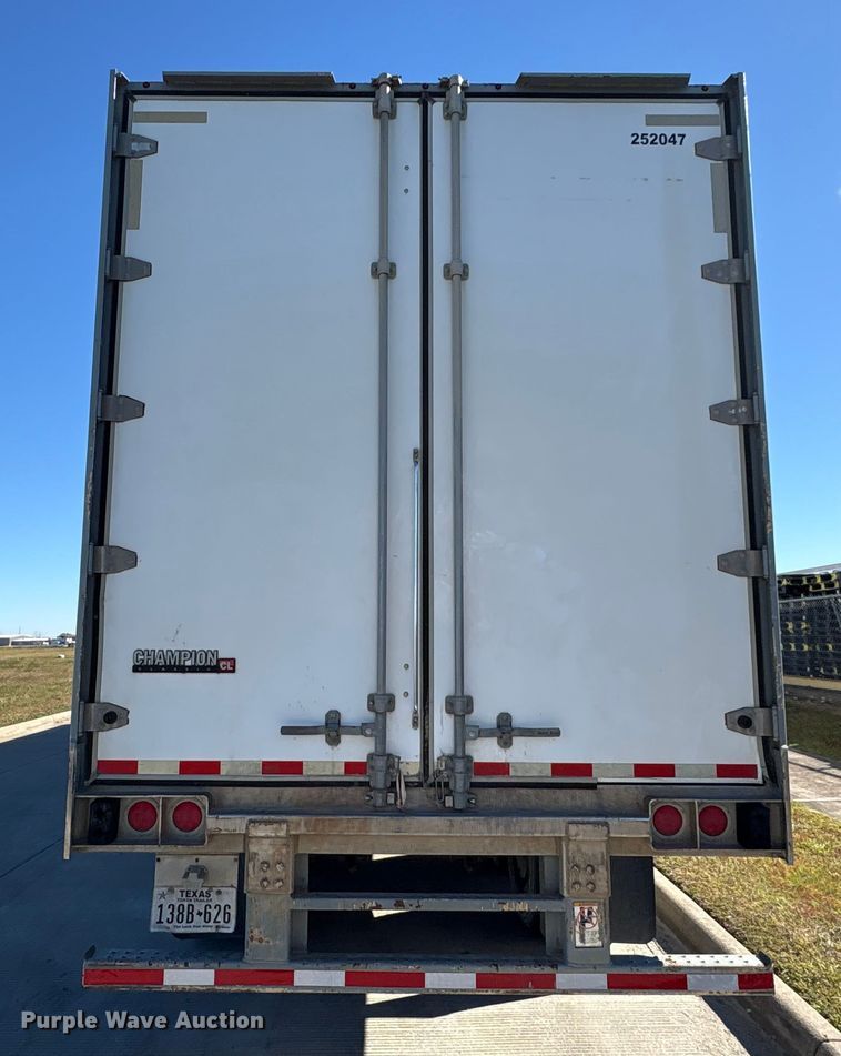 image for item EA7138 2019 Great Dane CLA-1213-21053 dry van trailer