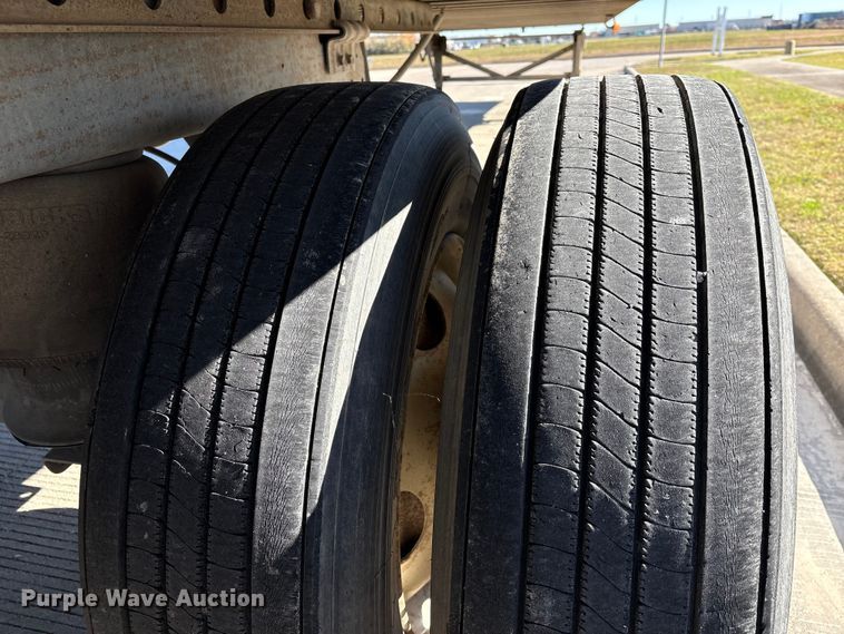 image for item EA7139 2019 Great Dane CLA-1214-01053 dry van trailer