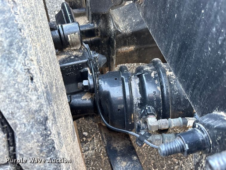 image for item EA7826 2016 Freightliner Cascadia 125 semi truck