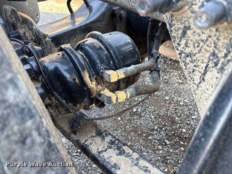 image for item EA7826 2016 Freightliner Cascadia 125 semi truck