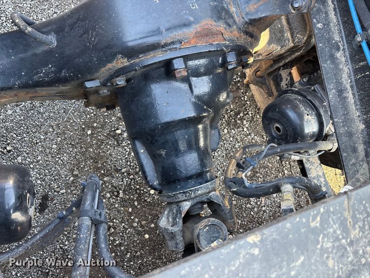 image for item EA7826 2016 Freightliner Cascadia 125 semi truck