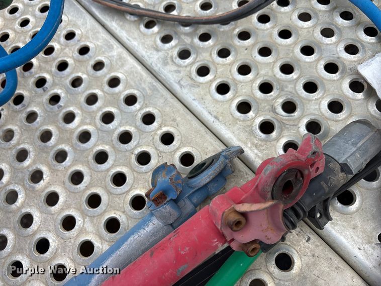 image for item EA7831 2012 Freightliner Cascadia semi truck