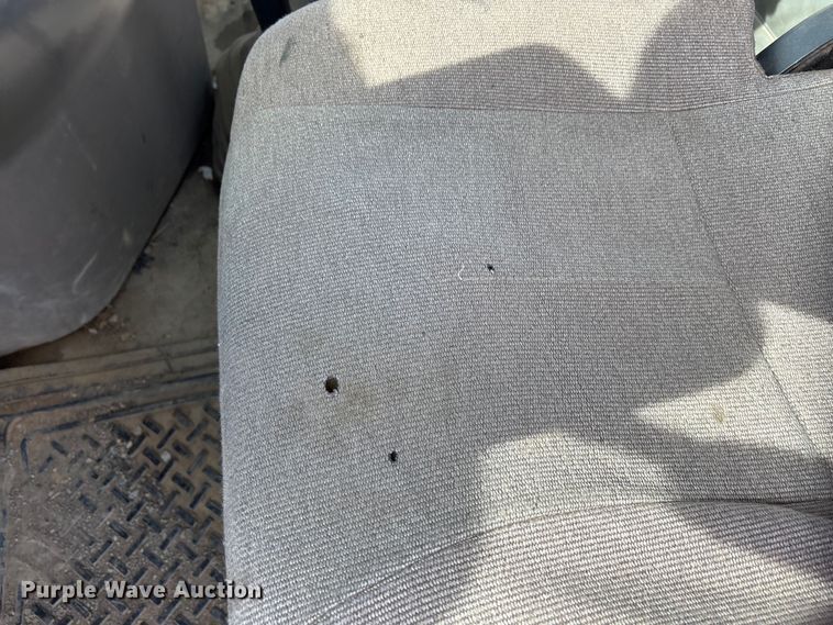 image for item EA7831 2012 Freightliner Cascadia semi truck