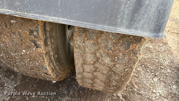 image for item EA7831 2012 Freightliner Cascadia semi truck