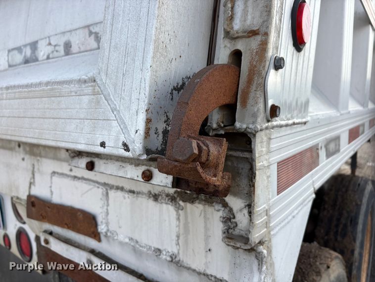 image for item EA7832 1998 Travis end dump trailer