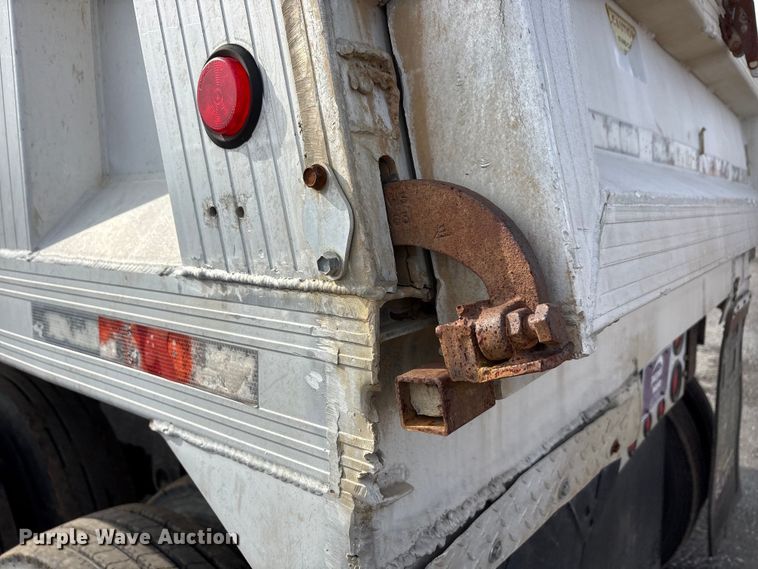 image for item EA7832 1998 Travis end dump trailer