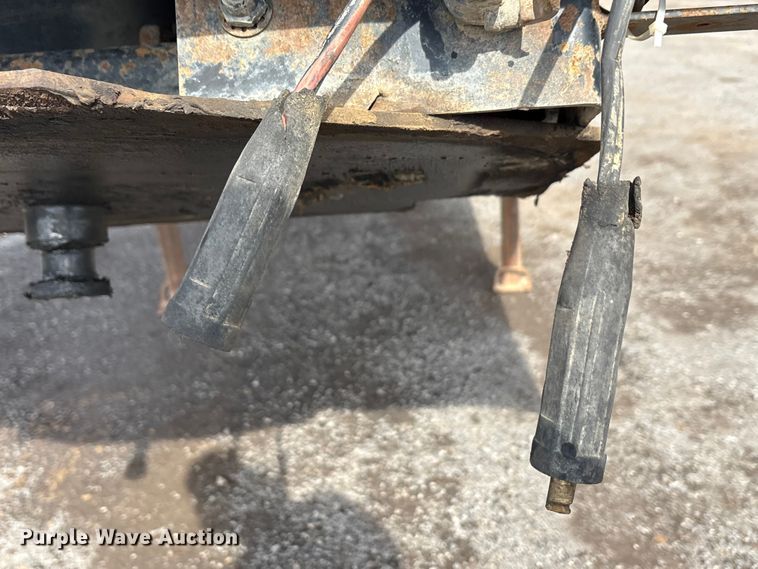 image for item EA7832 1998 Travis end dump trailer