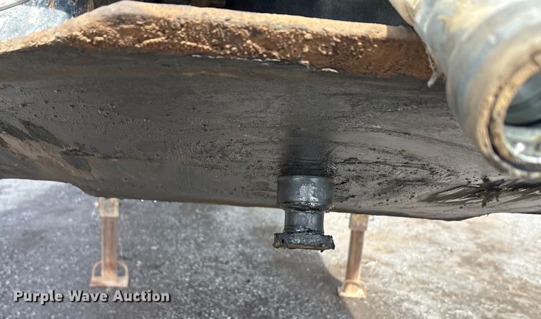 image for item EA7832 1998 Travis end dump trailer