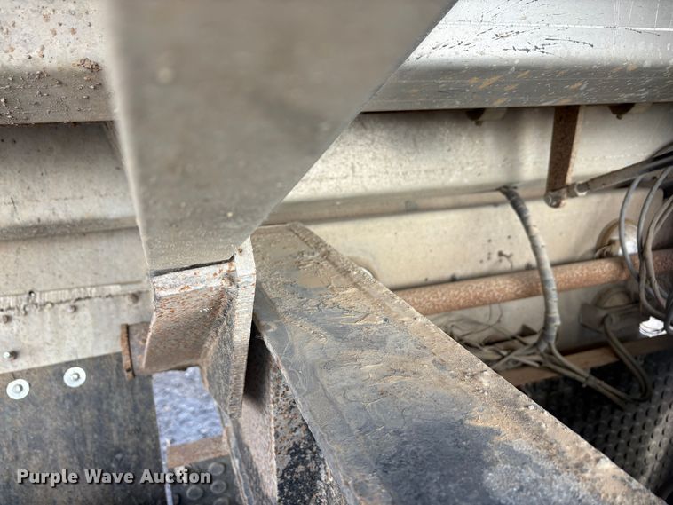 image for item EA7832 1998 Travis end dump trailer