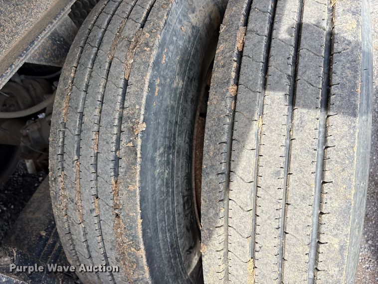 image for item EA7832 1998 Travis end dump trailer