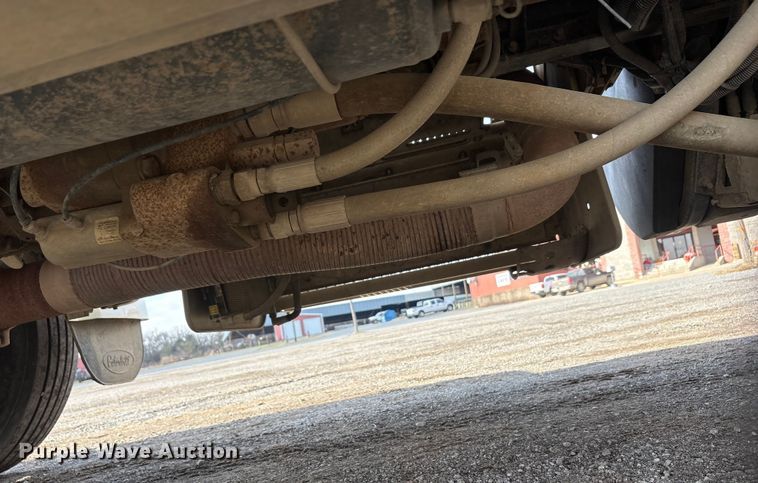 image for item EA7833 2013 Peterbilt 367 semi truck