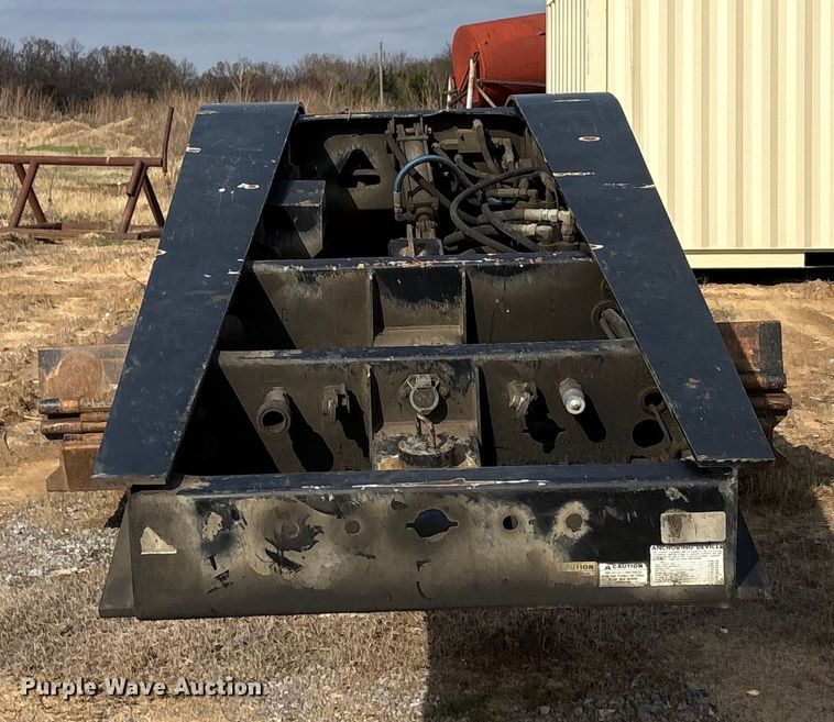 image for item EA7834 2014 Trail King lowboy equipment trailer