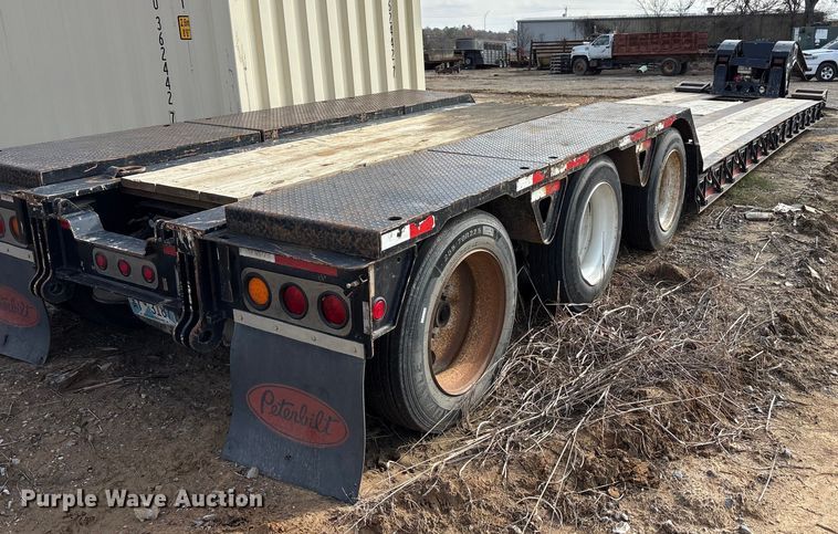 image for item EA7834 2014 Trail King lowboy equipment trailer