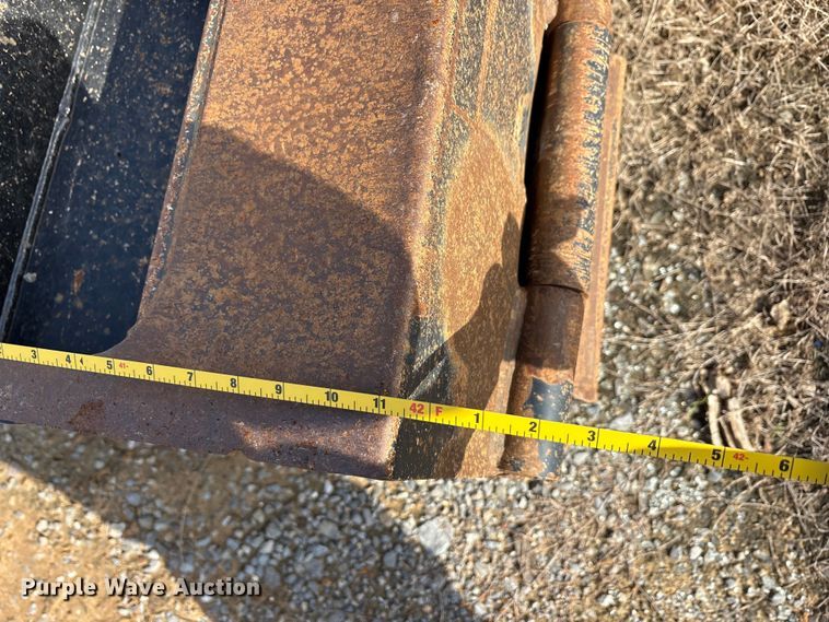 image for item EA7834 2014 Trail King lowboy equipment trailer