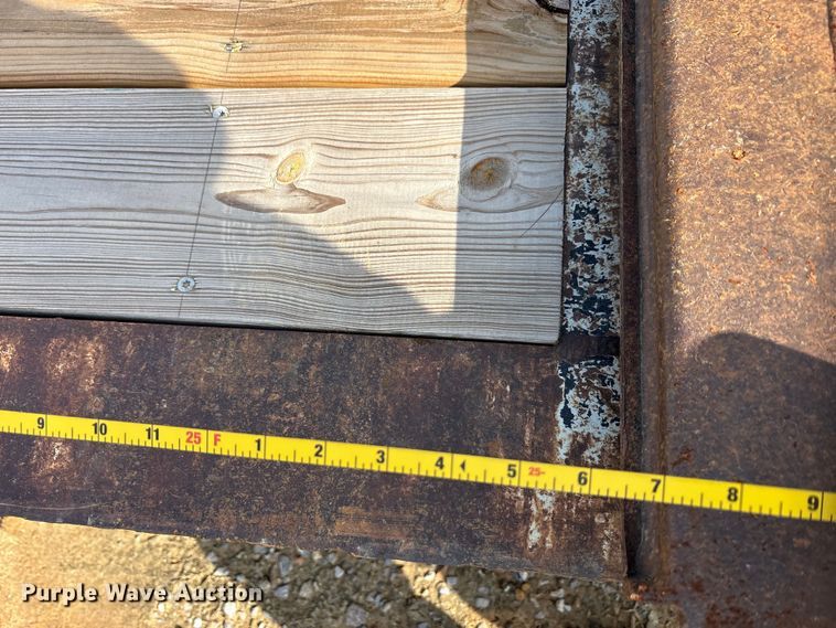 image for item EA7834 2014 Trail King lowboy equipment trailer