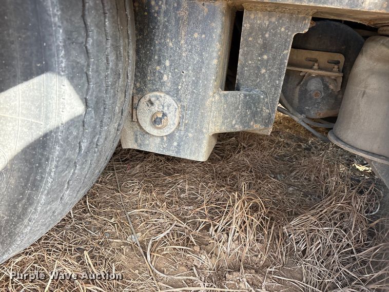 image for item EA7834 2014 Trail King lowboy equipment trailer