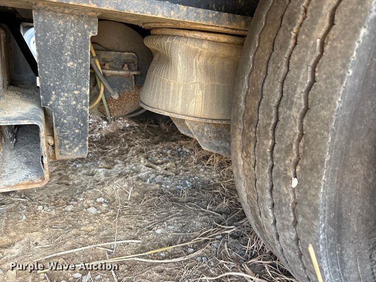 image for item EA7834 2014 Trail King lowboy equipment trailer